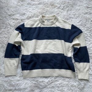 American Eagle Crewneck Stripe Sweater
